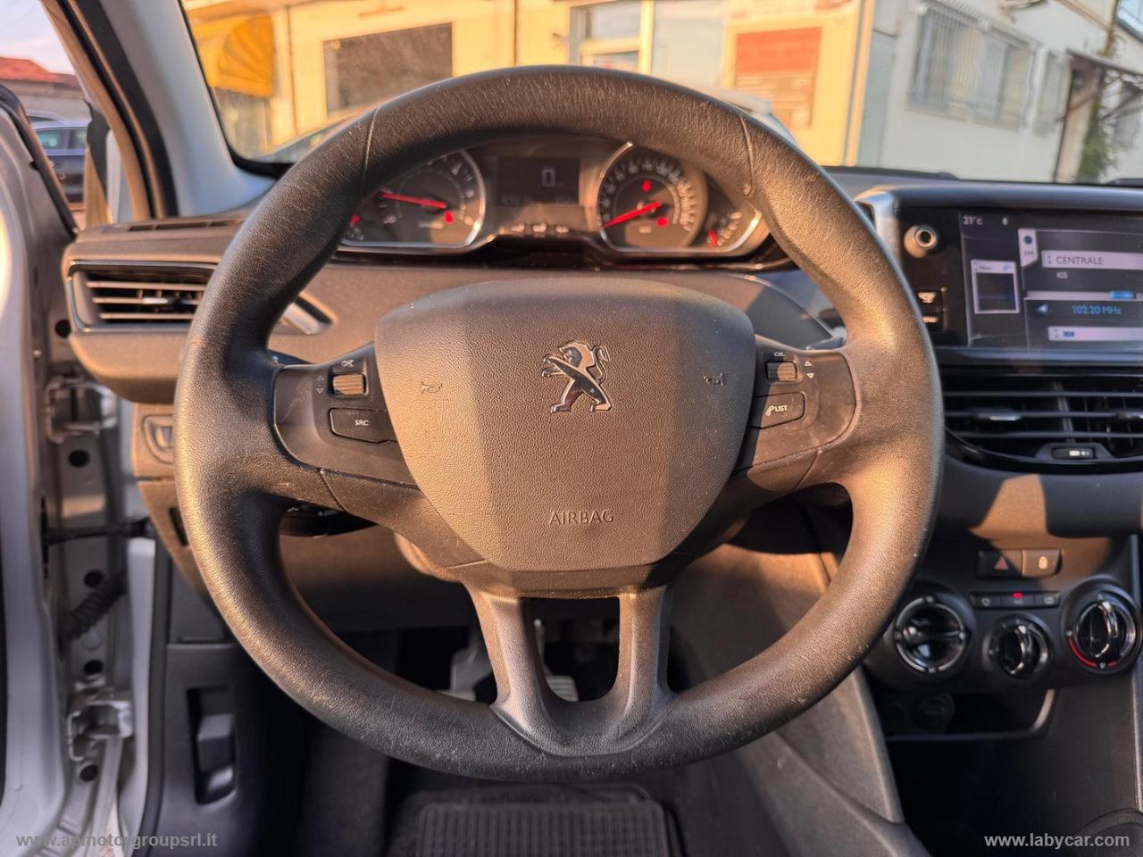 PEUGEOT 208 1.4 HDi 68 CV 5p. Allure