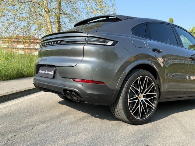 PORSCHE Cayenne Coupé 3.0 V6 E-Hybrid MOD. 2024 IVA ESPOSTA