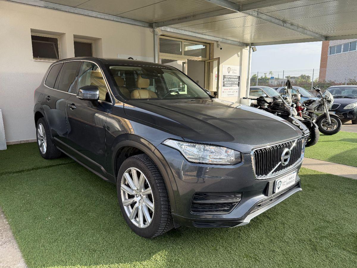 VOLVO - XC90
