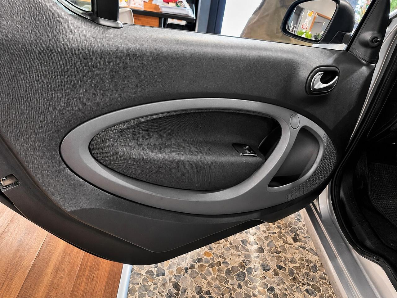 Smart ForTwo 71CV 1.0 Youngster