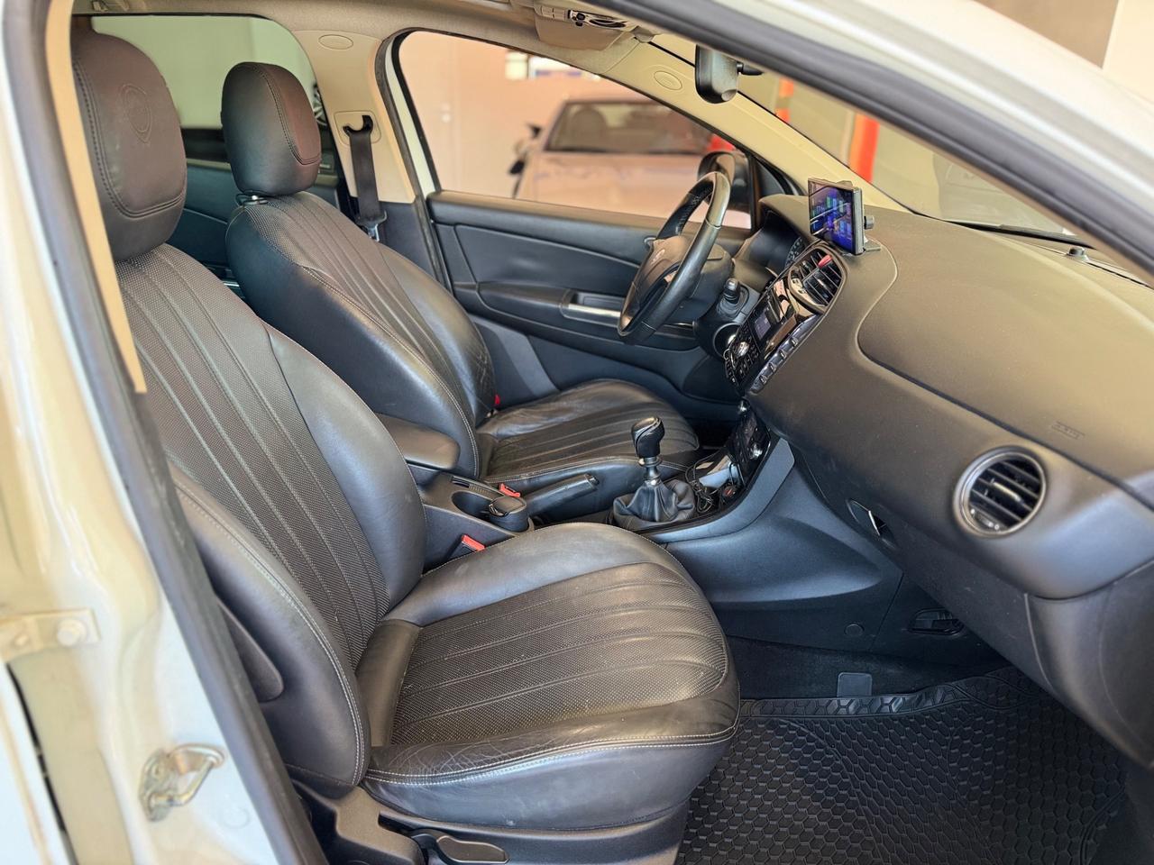 Lancia Delta 1.4 T-Jet 120 CV Iron Ecochic GPL