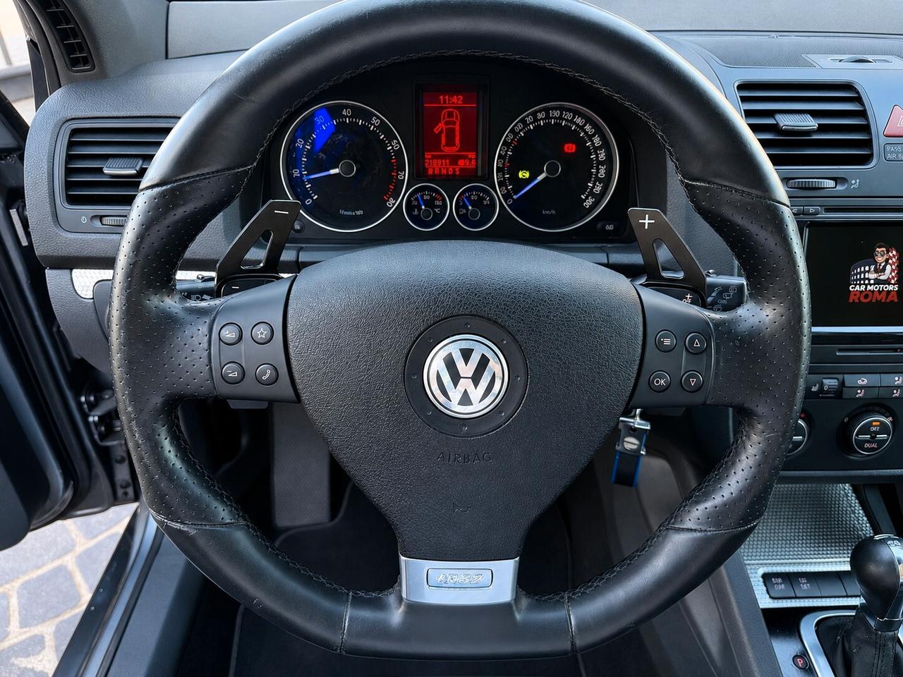 Volkswagen Golf 3.2 VR6 4mot. 5p. DSG R32
