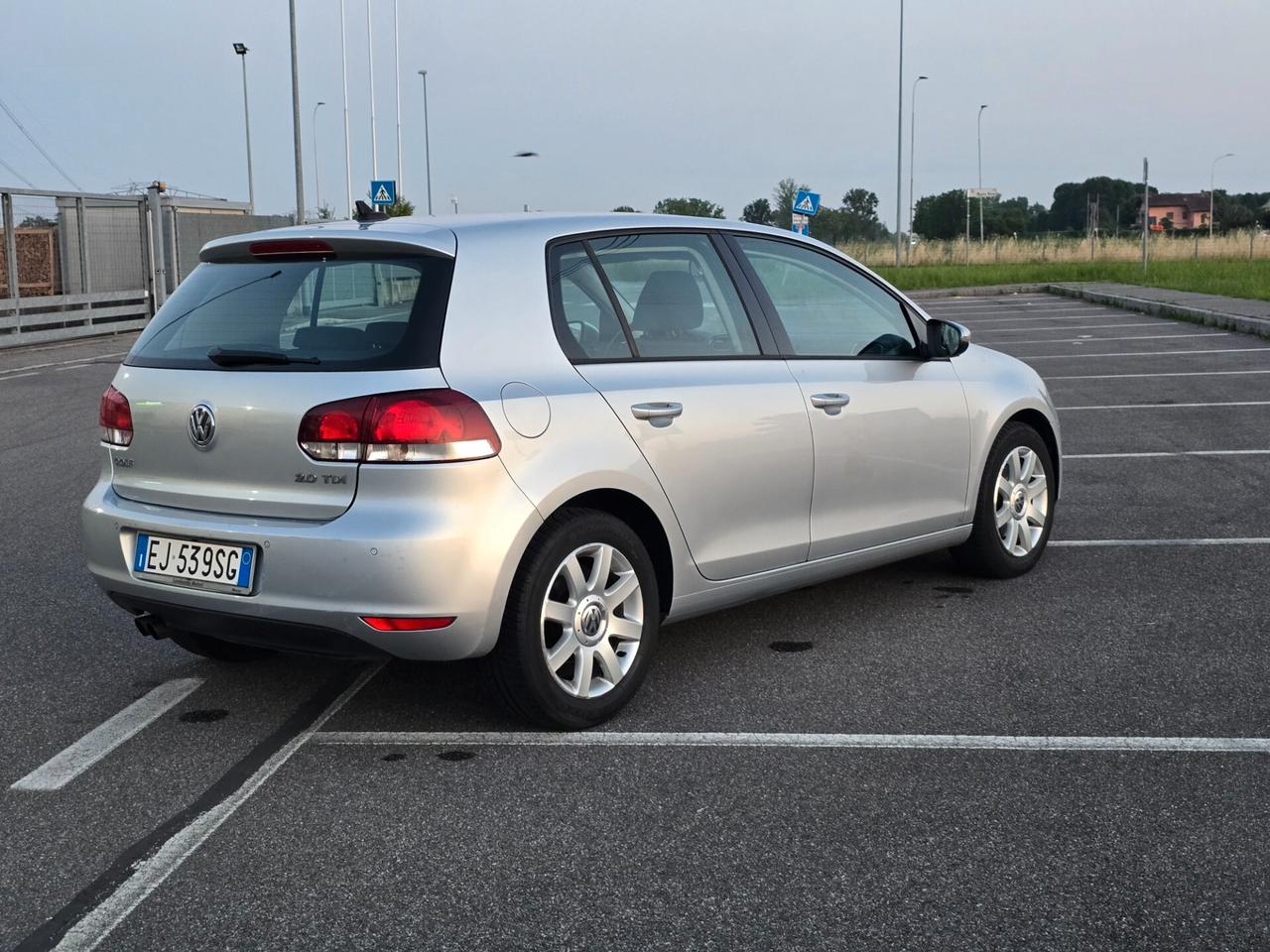 Volkswagen Golf 2.0 TDI 140CV DPF 5p. Highline