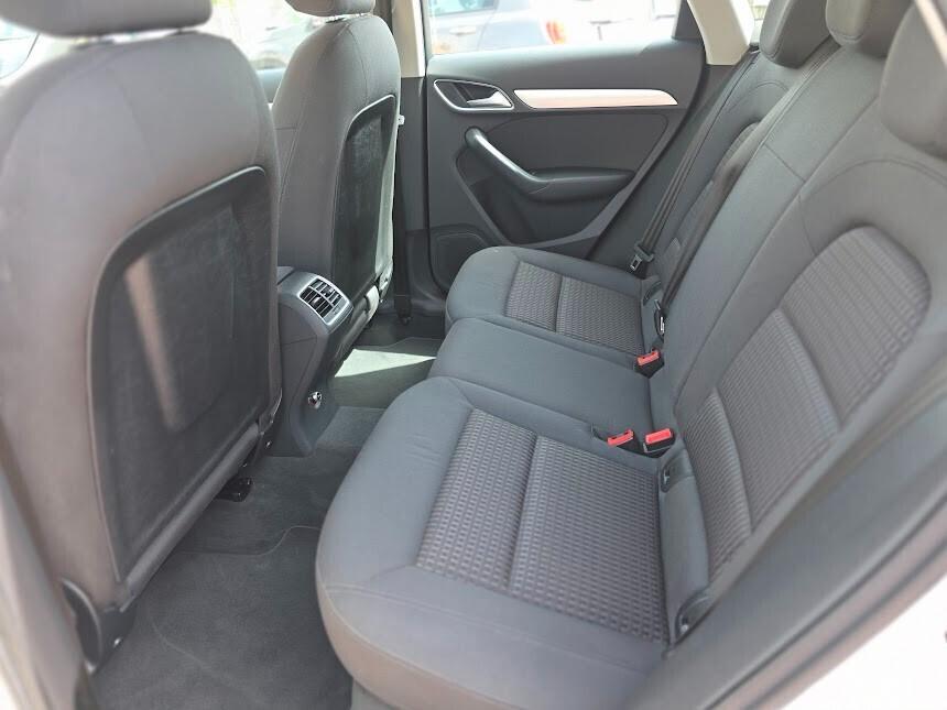 Audi Q3 2.0 TDI 177 CV quattro S tronic Business