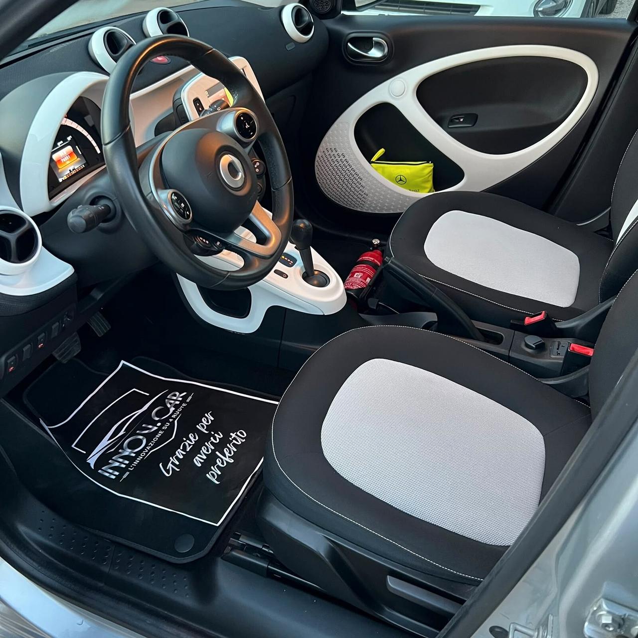Smart ForFour 1.0 71CV TWINAMIC CAMERA PASSION LED NAVI