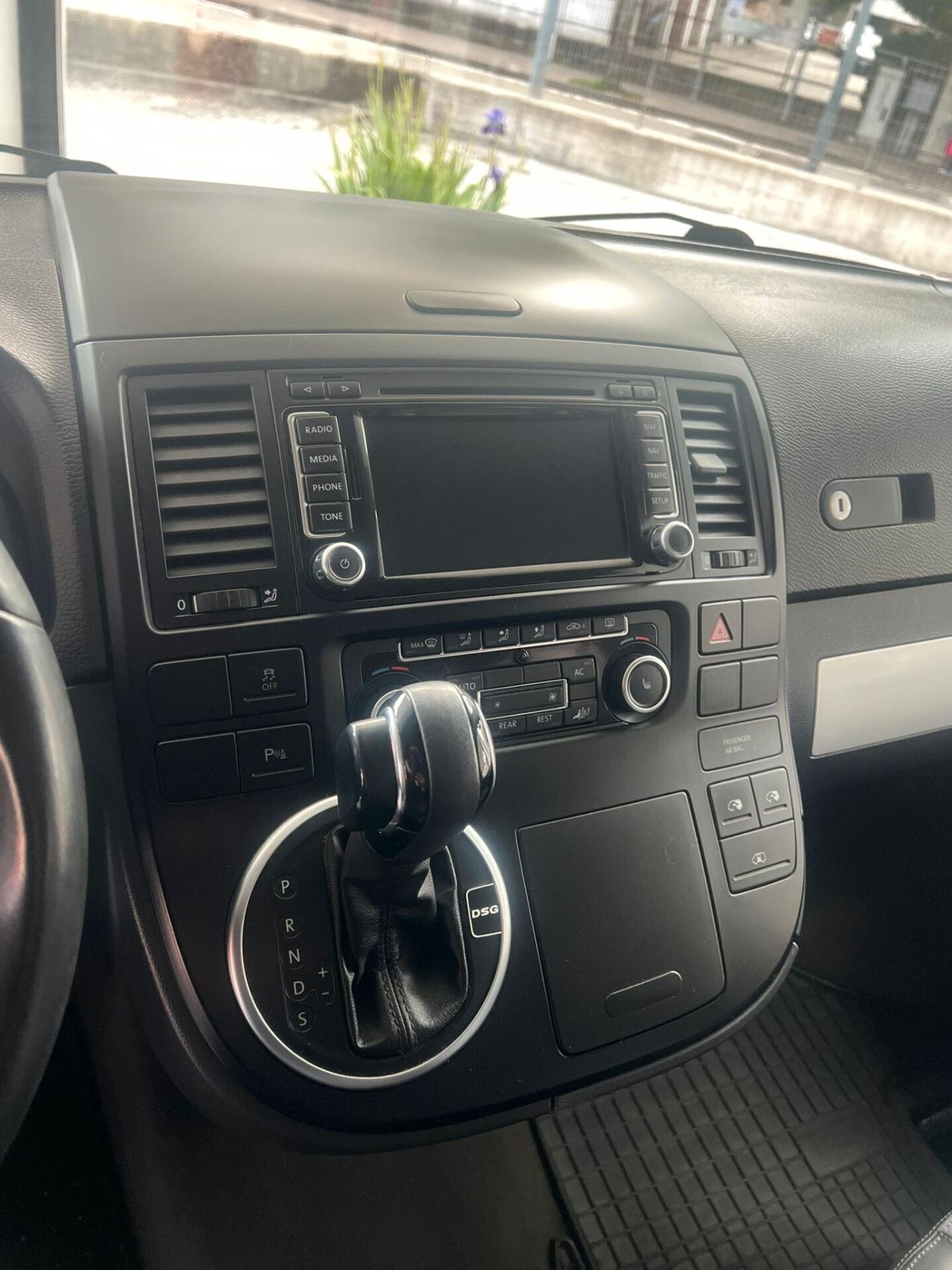 Volkswagen Multivan t5.1 Highline