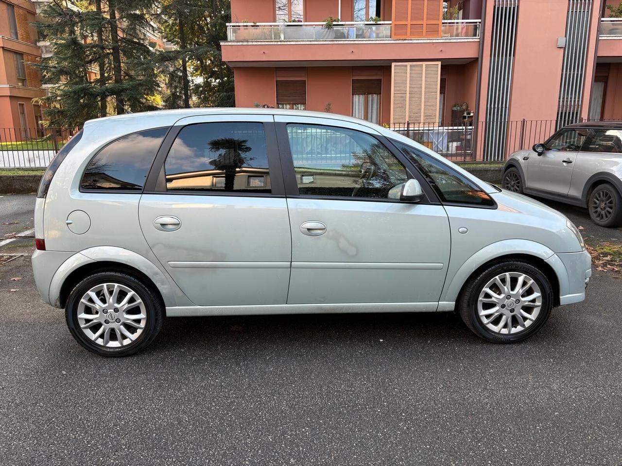 Opel Meriva 1.4 16V Cosmo