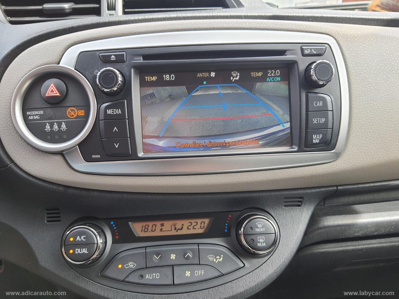 TOYOTA Yaris 1.0 5p.