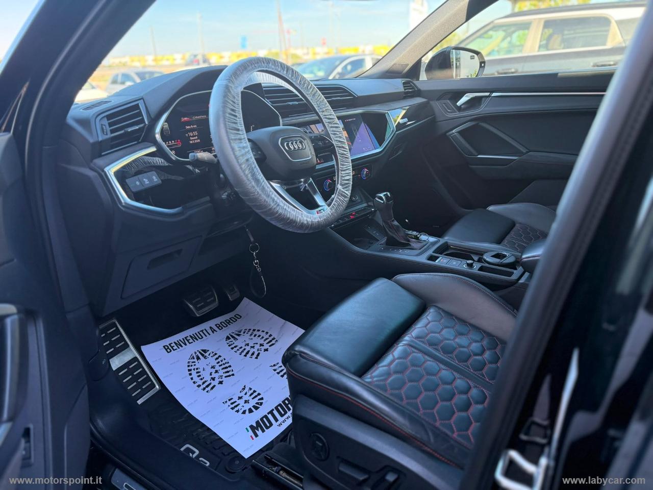 AUDI RS Q3 quattro S tronic