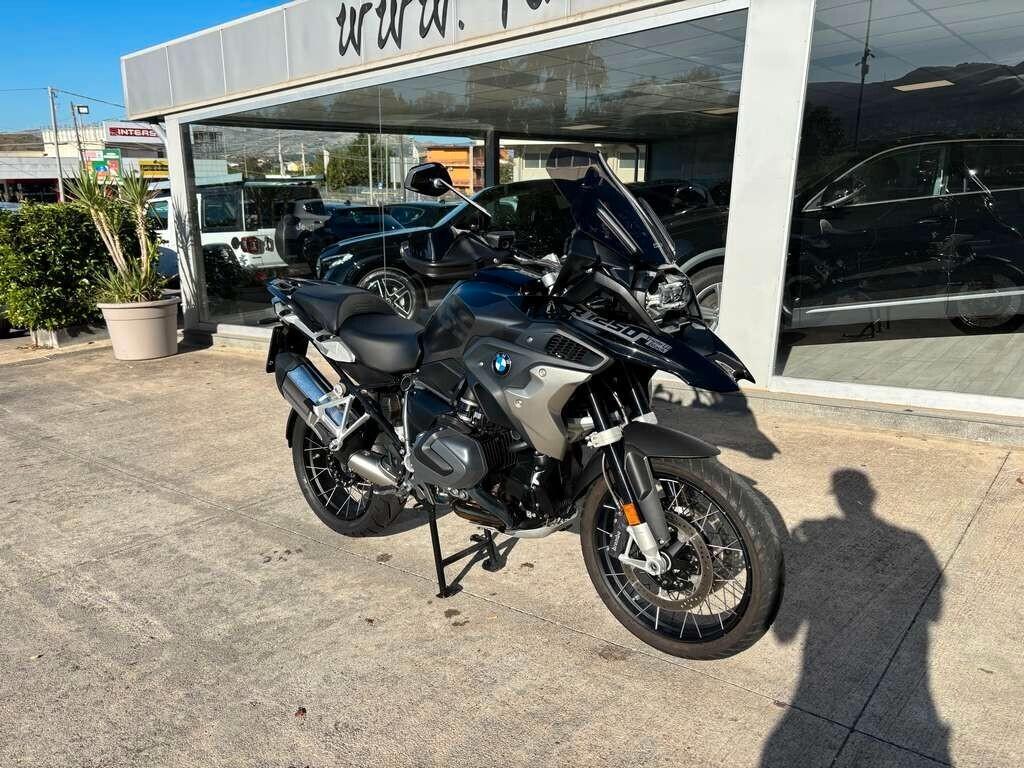 Bmw R 1250 GS Triple Black 2023/KM 13.000 Tua a solo 179 Euro al mese