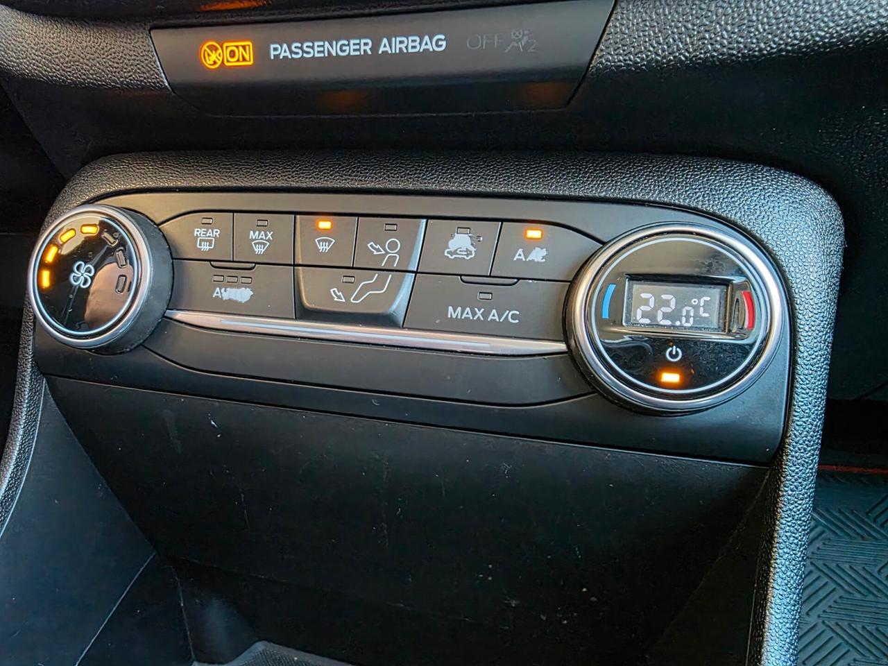 Ford Fiesta 1.0 Ecoboost 100 CV 5 porte Titanium