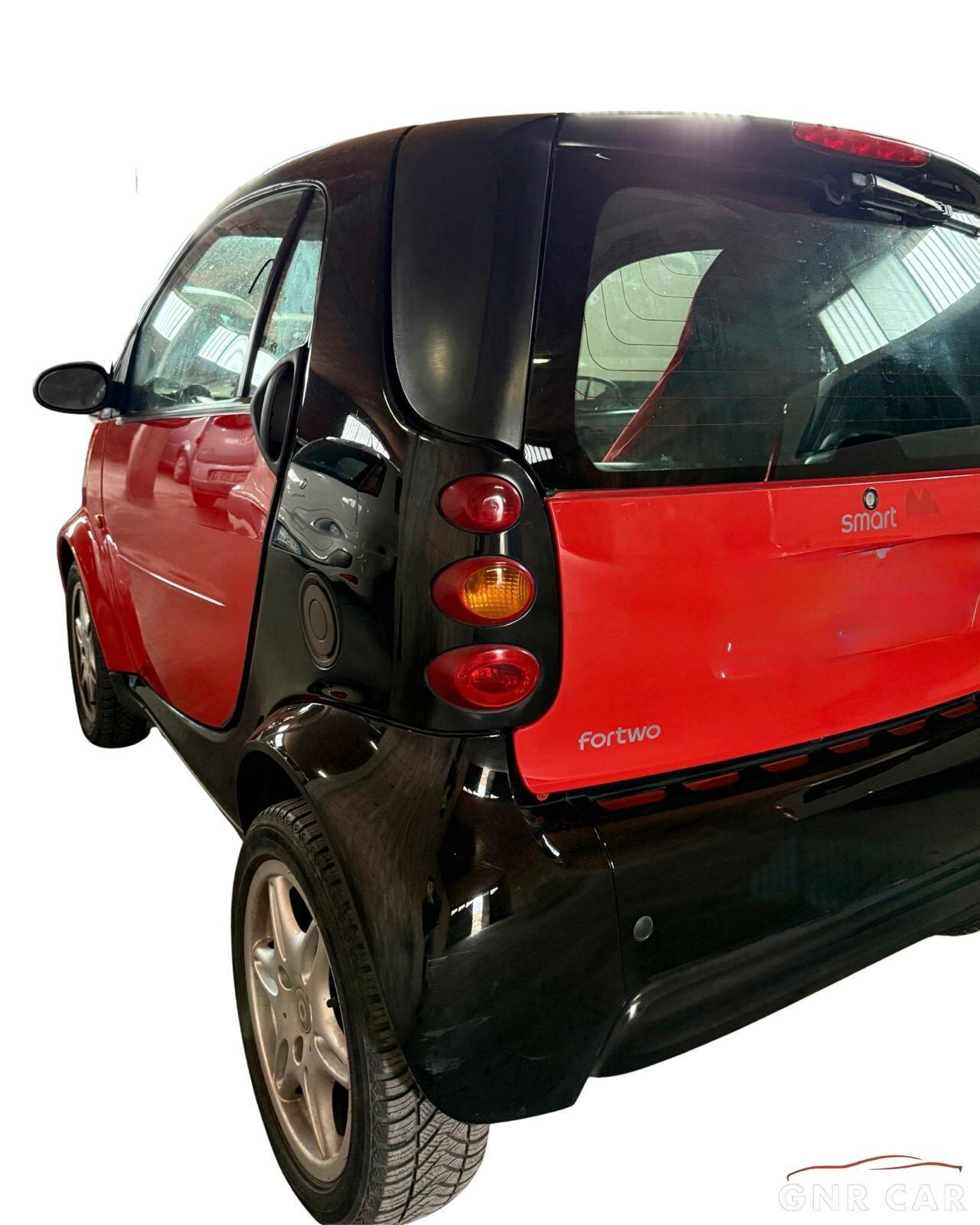 Smart ForTwo 700 coupé pure (45 kW)