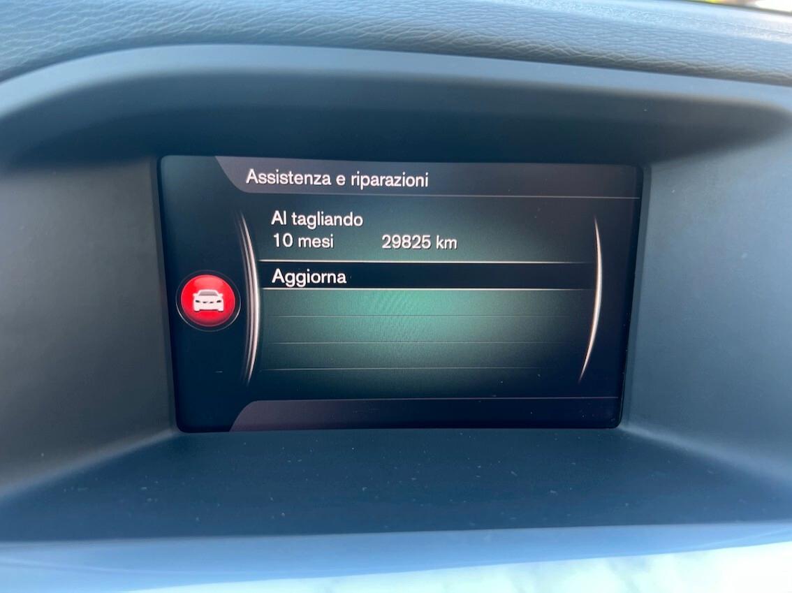 Volvo V60 Cross Country 2.0 d3 Plus geartronic - Pelle Navi Fari Led - FULL OPTIONAL