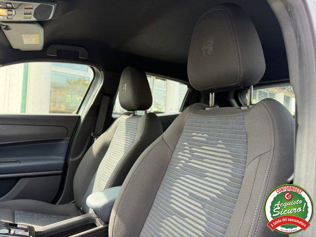 ALFA ROMEO Junior 1.2 136 CV Hybrid eDCT6 Automatica