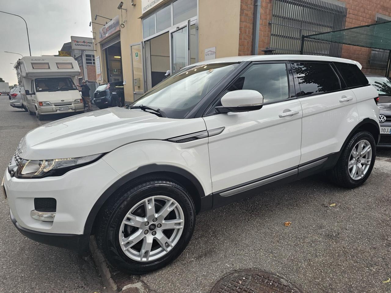 Land Rover Range Rover Evoque 2.2 TD4 150cv Pure*Pelle*Xeno*Gancio