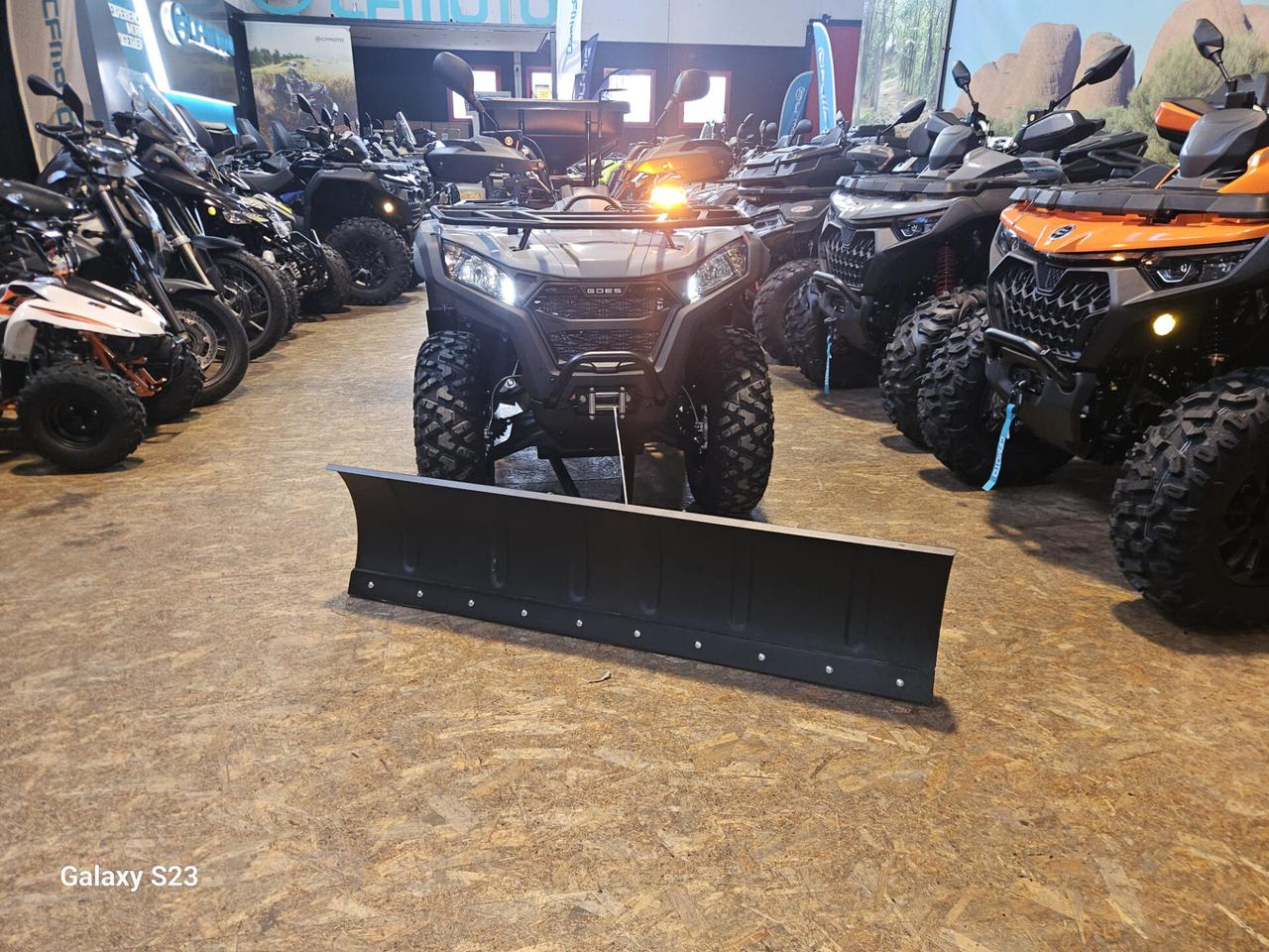 QUAD GOES - 4X4 - ALLESTITO NEVE - AGRICOLO - TARGA GIALLA - PATENTE B