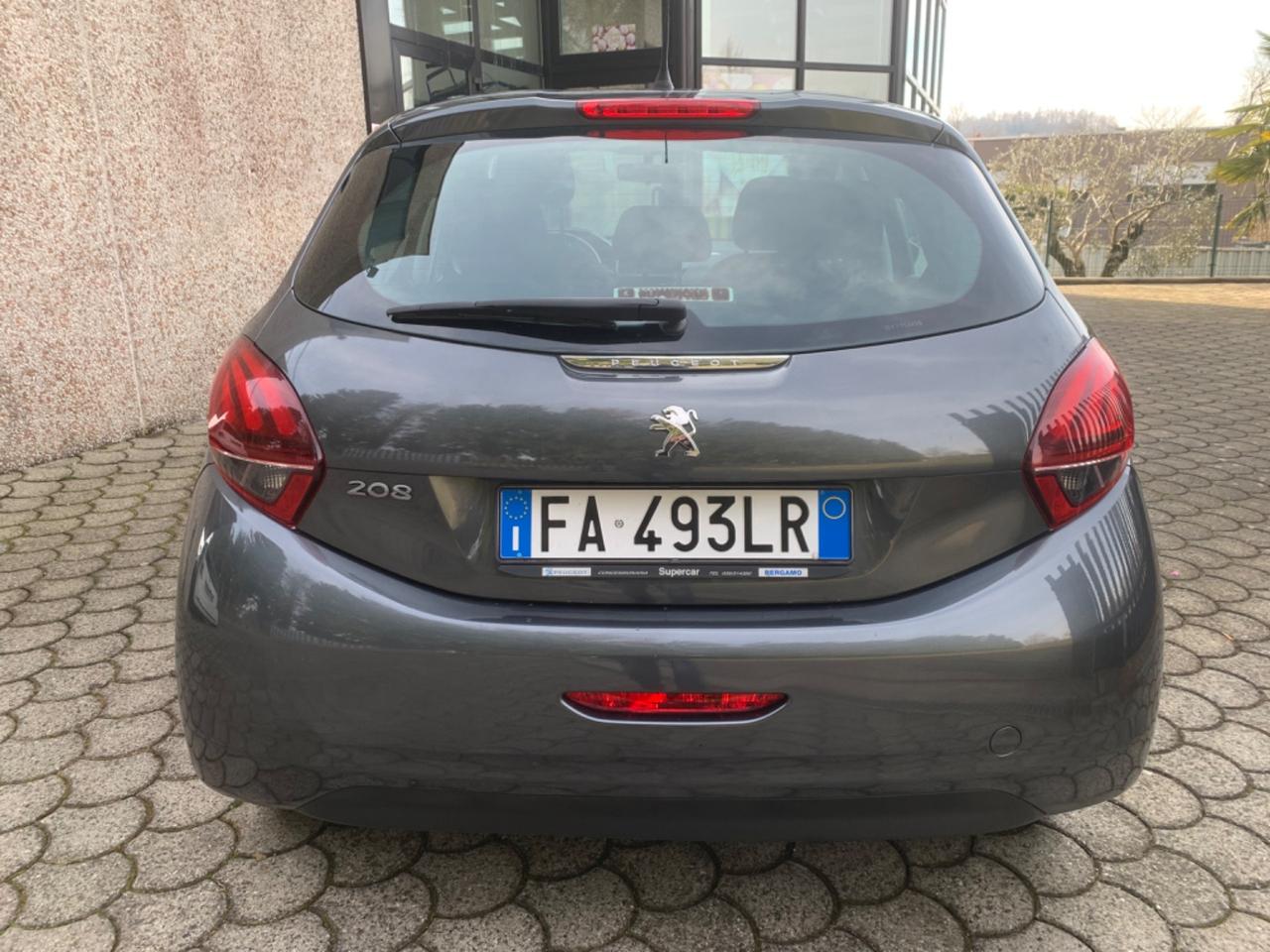 Peugeot 208 PureTech 82 5 porte Allure