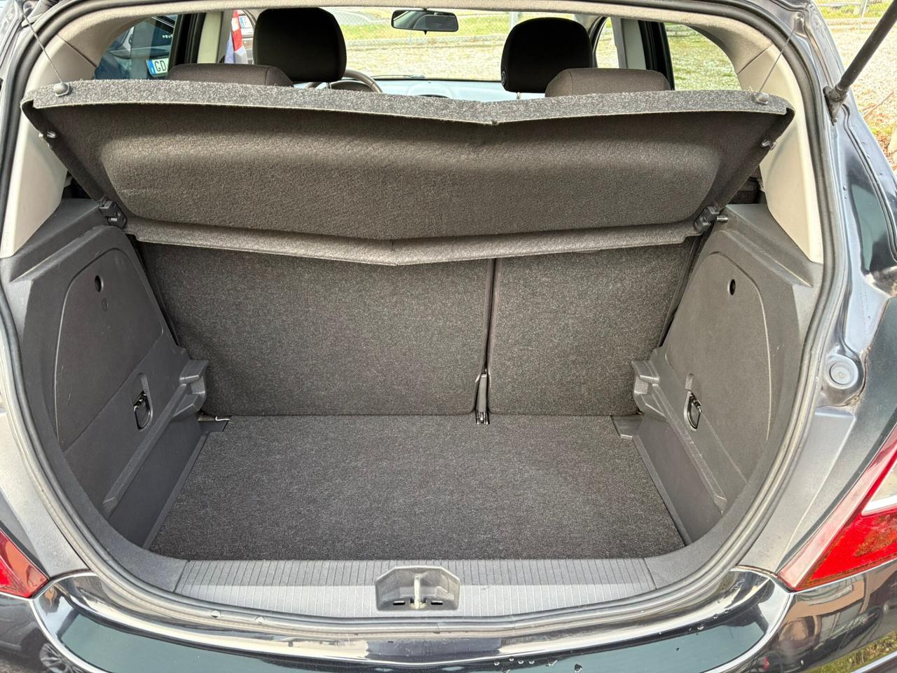 Opel Corsa 1.2 5 porte Cosmo - Ok Neopatentato