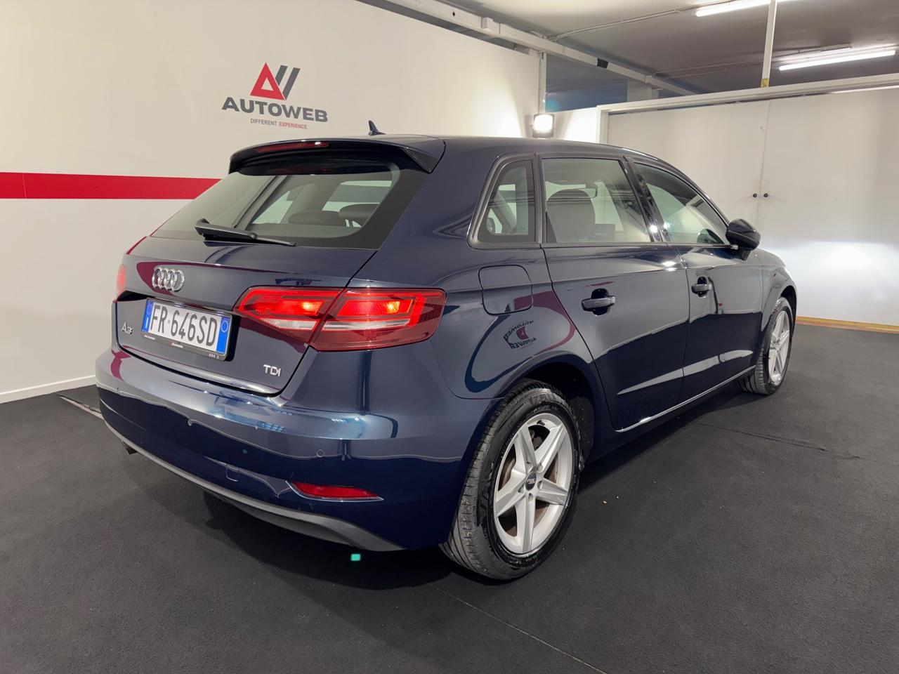 Audi A3 1.6 TDI 116 CV S tronic Sport