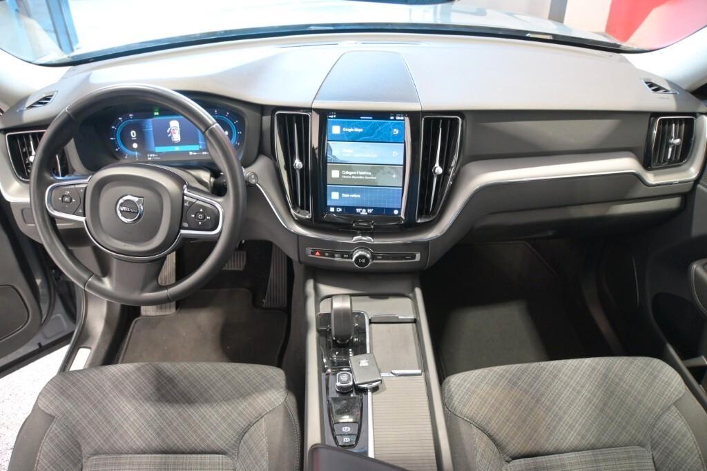 VOLVO XC40 D3 AWD BUSINESS