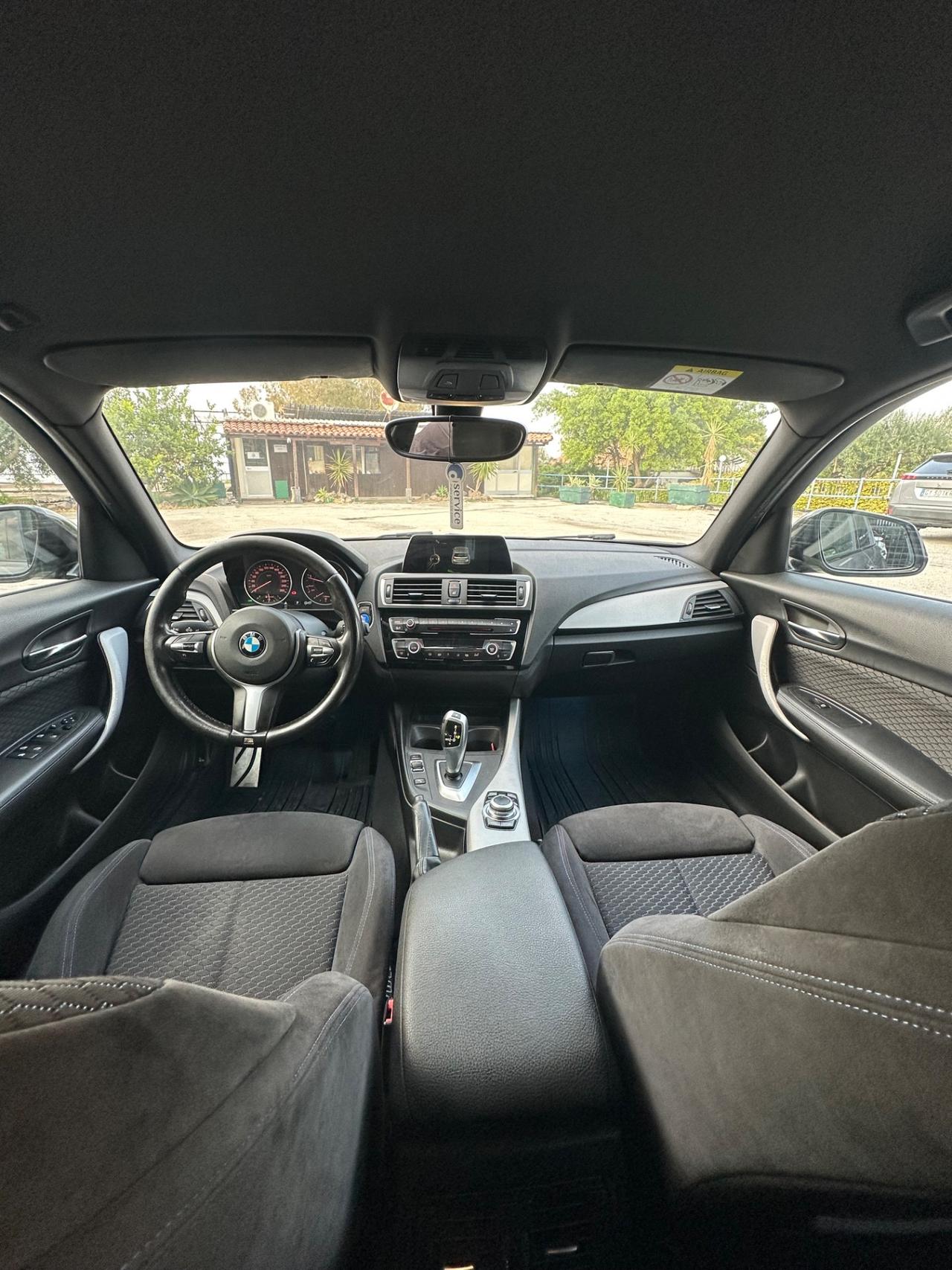 Bmw 118 118d 5p. Msport