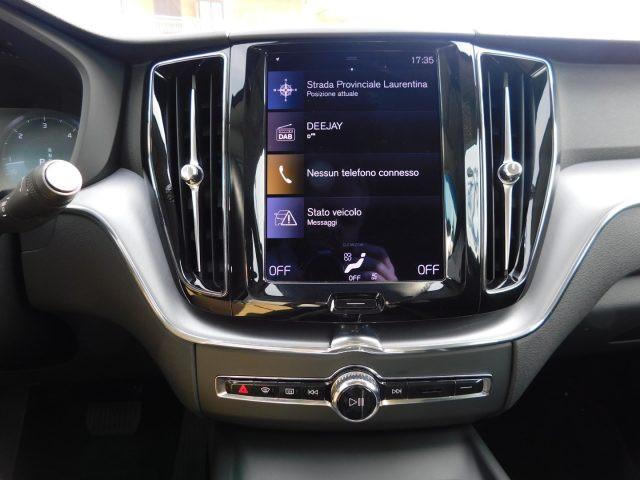 VOLVO XC60 B4 (d) AWD Geartronic Momentum Carplay Navi