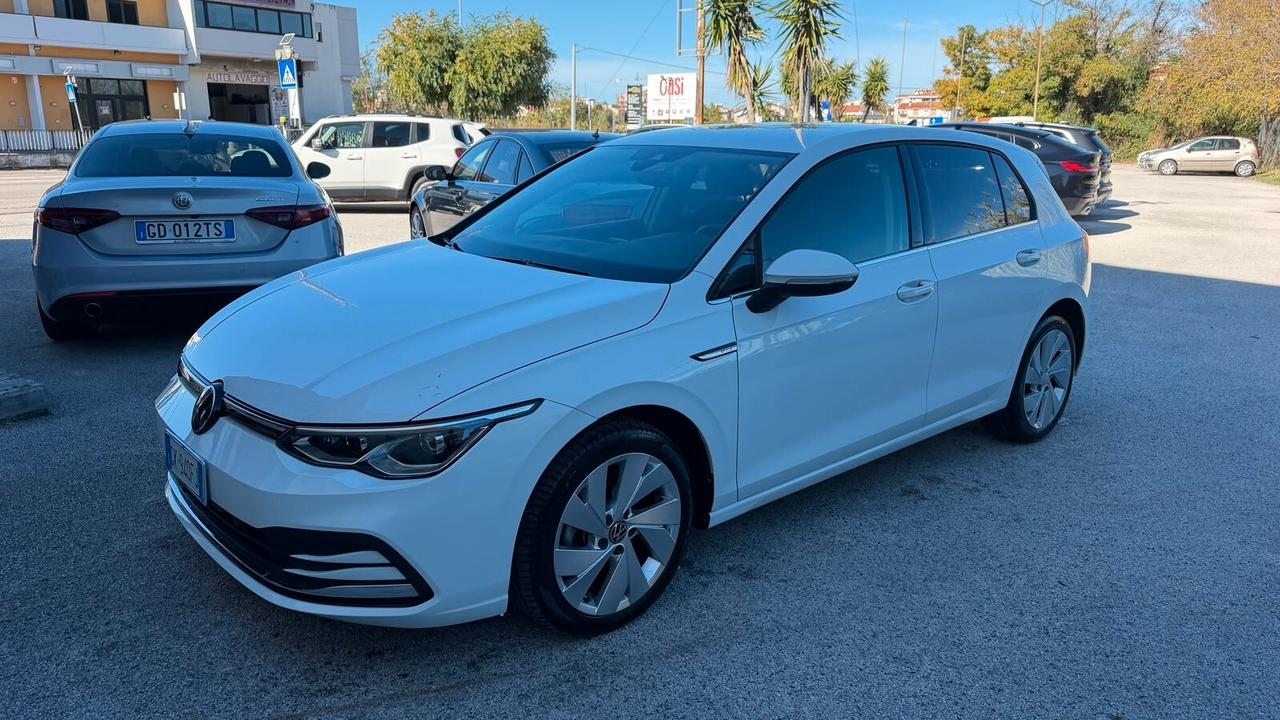 Volkswagen Golf 8 2.0 TDI DSG Style