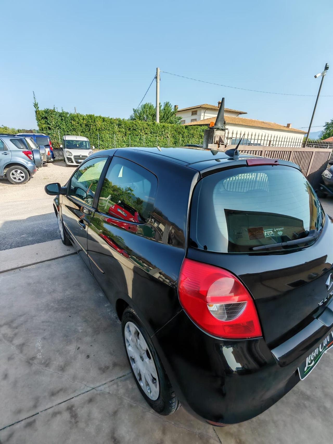 Renault Clio 1.2 benzina e gpl 75 cv garantita