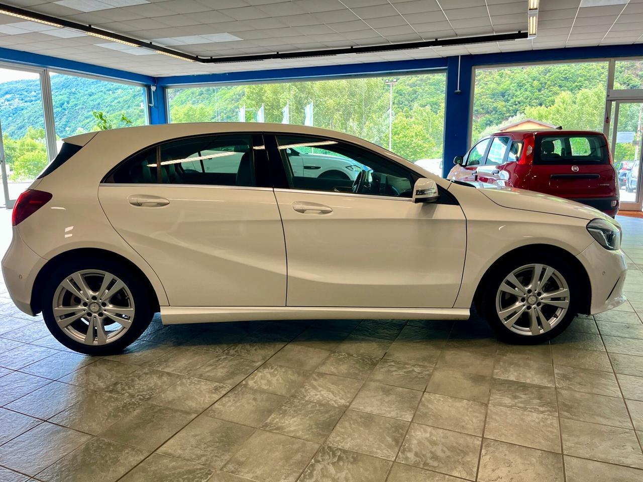 Mercedes-benz A 180 Sport-NEOPATENTATI-