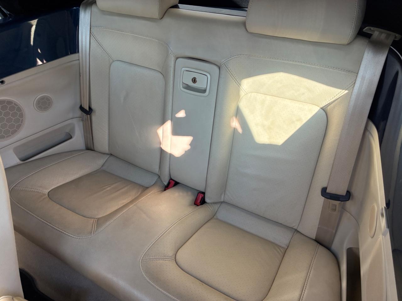 Volkswagen New Beetle 1.6 Cabrio GPL