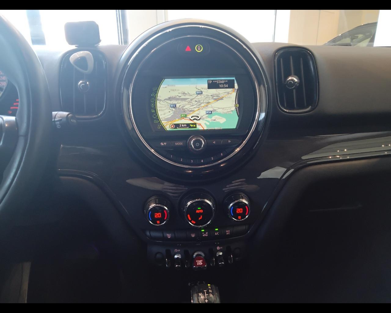 MINI Mini Countryman F60 2017 - Mini Countryman 2.0 Cooper D Busi