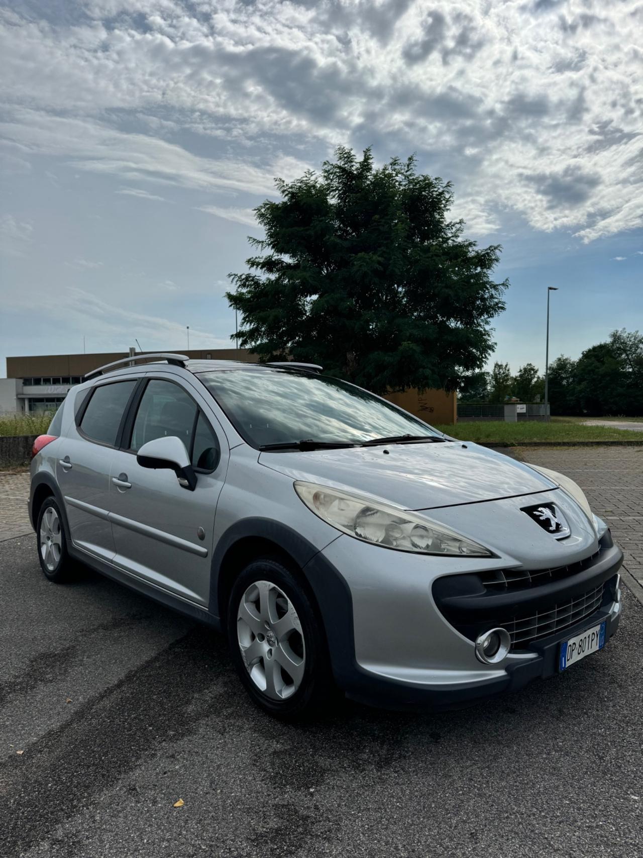 Peugeot 207 1.6 HDi 90CV SW Outdoor