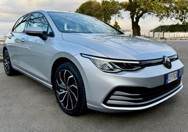 Volkswagen Golf 8 2.0 Tdi 115CV Life