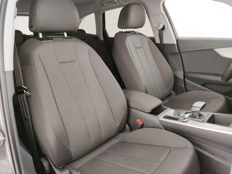 Audi A4 Avant 30 2.0 tdi mhev S Line edition 136cv s-tronic