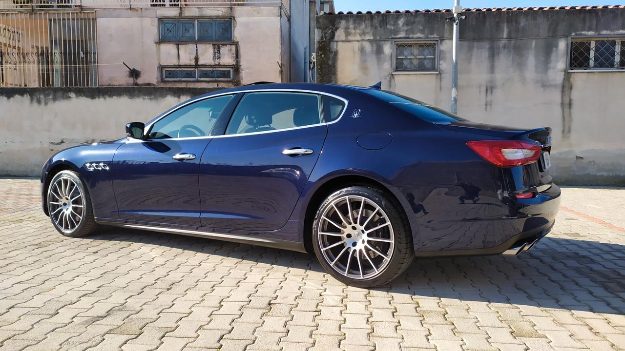 Maserati Quattroporte V6 Diesel 275 CV Granlusso