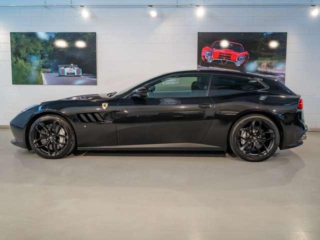 Ferrari GTC4 Lusso 3.9 T dct+LIFT+CARPLAY+VOL.CARB.LED+POWER FERRARI