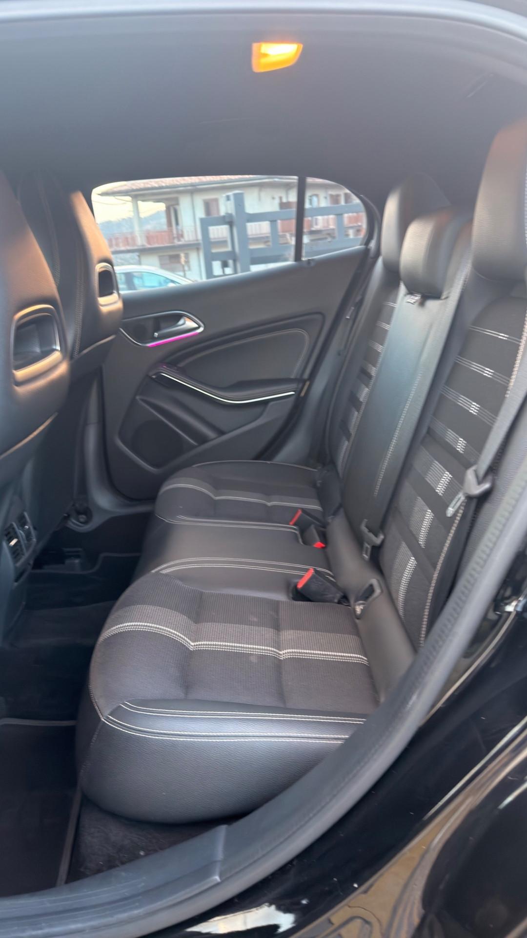 Mercedes-benz A 200 d Automatic 4Matic Sport