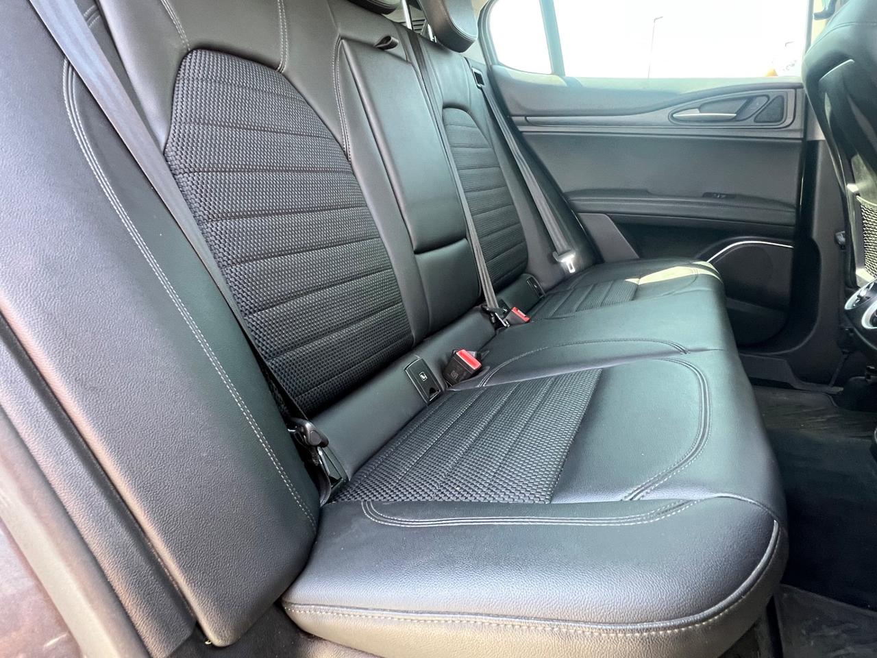 Alfa Romeo Stelvio 2.2 Turbodiesel 180 CV AT8 Q4 Executive