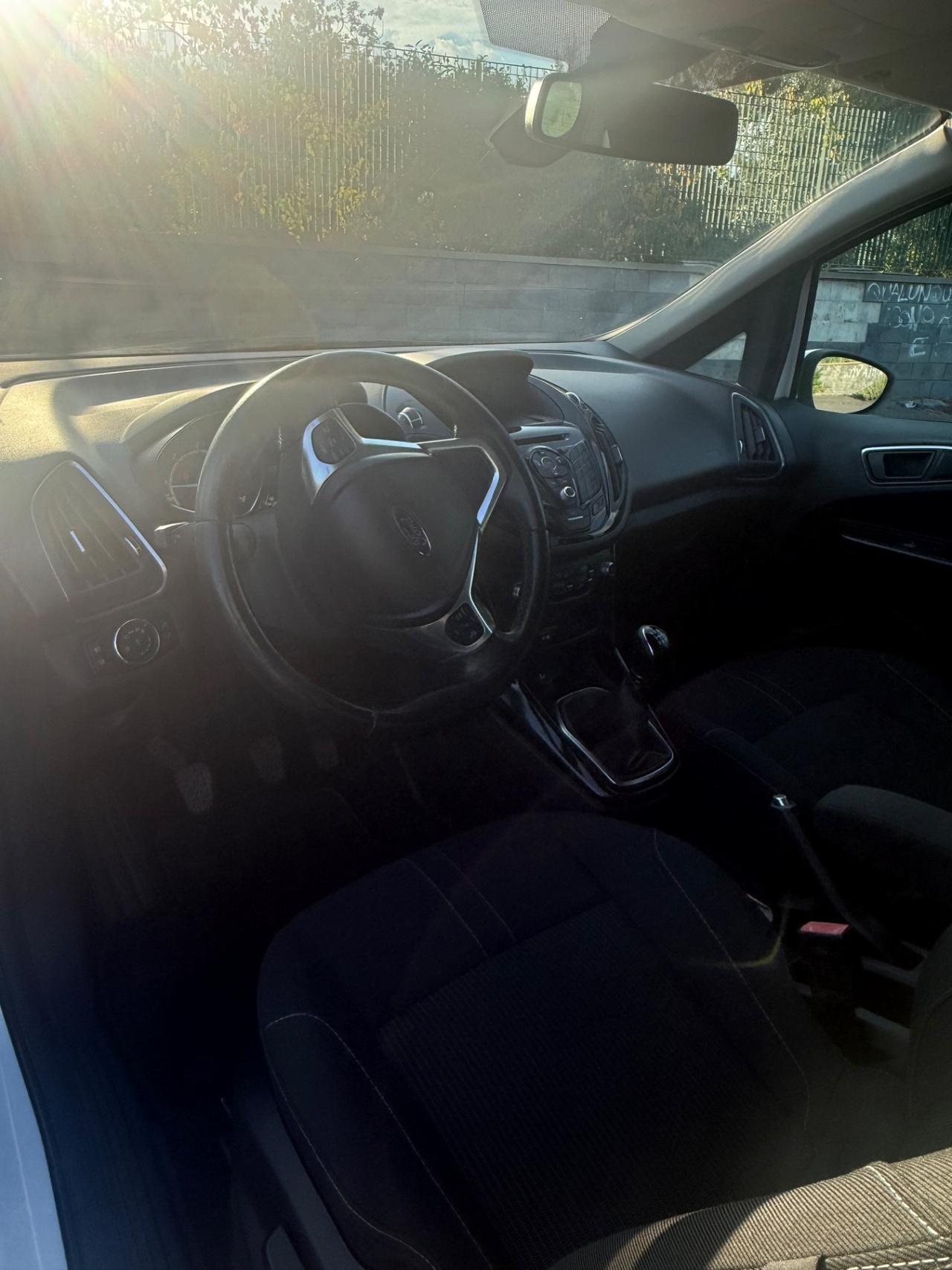 Ford B-Max 1.5 TDCi 75 CV Titanium