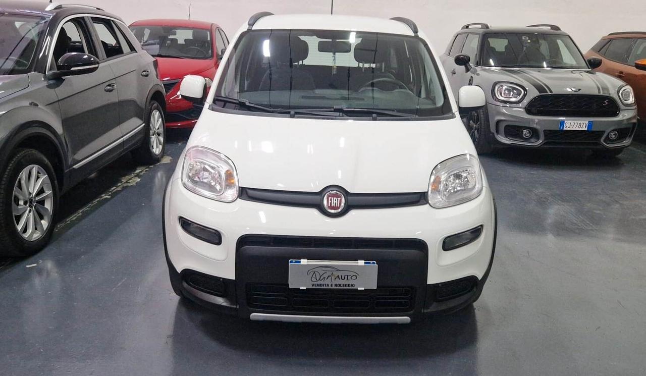 Fiat Panda 1.0 FireFly S&S Hybrid City Cross