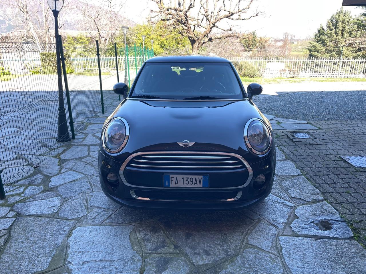 Mini 1.5 Cooper 3 porte Auto, Garantita