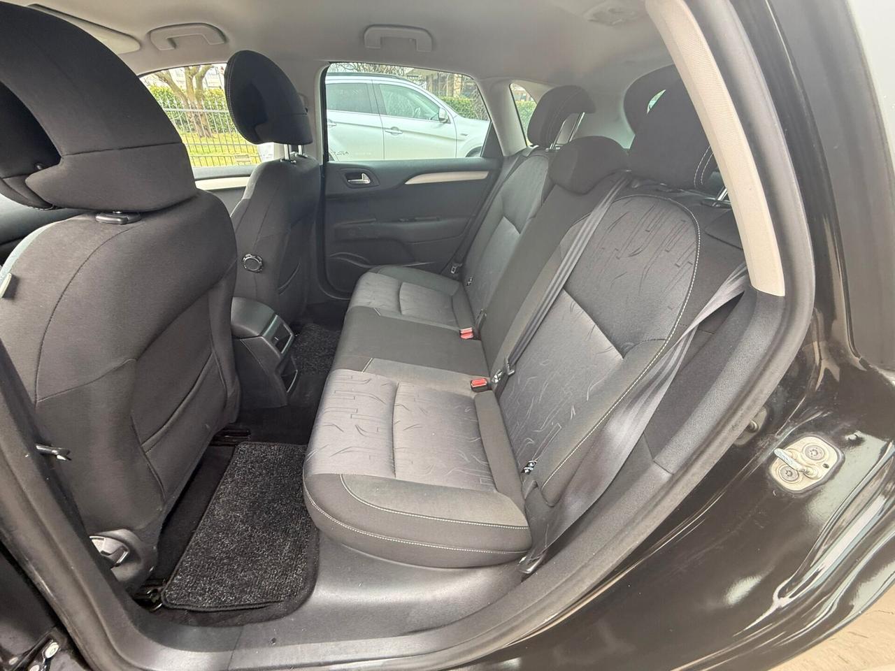 Citroen C4 1.6 vti 120 CV 5P