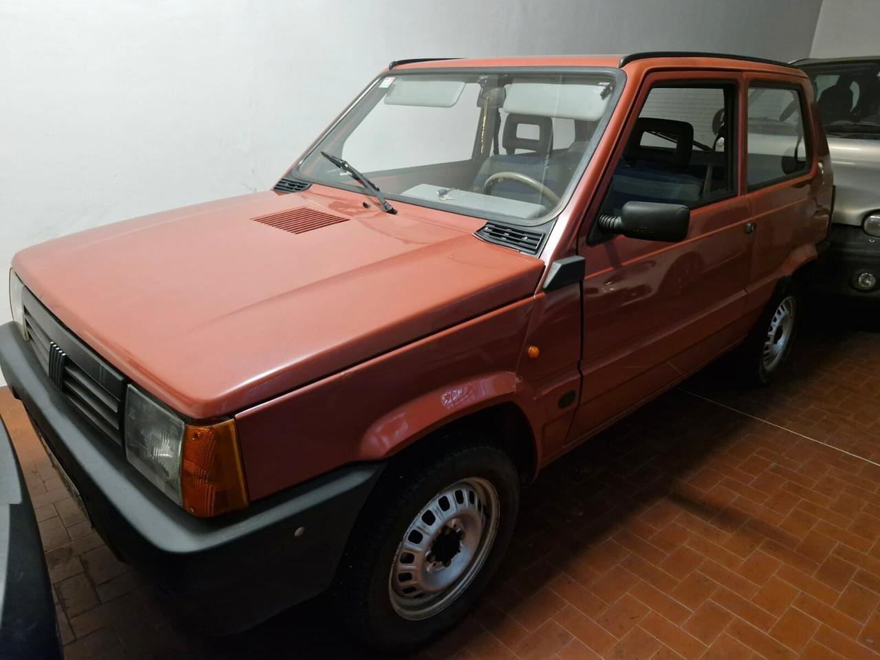 Fiat Panda 900 i.e. cat