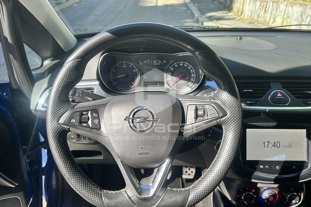 OPEL Corsa 1.6 Turbo Coupé OPC