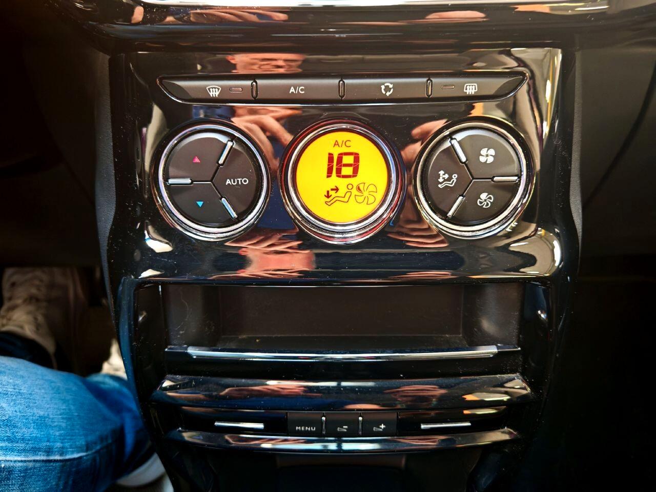 Citroen C3 1.2 Exclusive Pochi Km