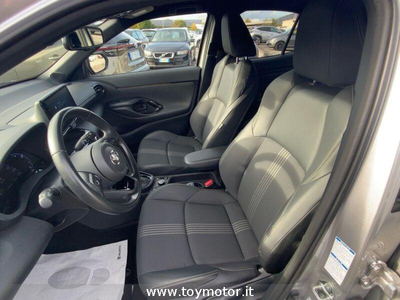 Toyota Yaris Cross 1.5 Hybrid 5p. E-CVT AWD-i Adventure