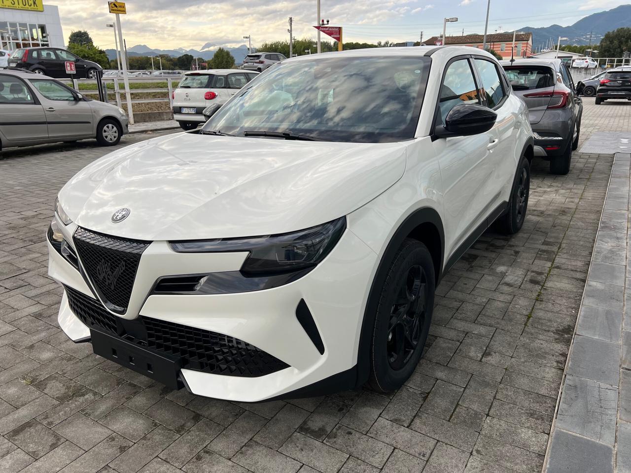 Alfa Romeo Junior 1.2 136 CV Hybrid eDCT6