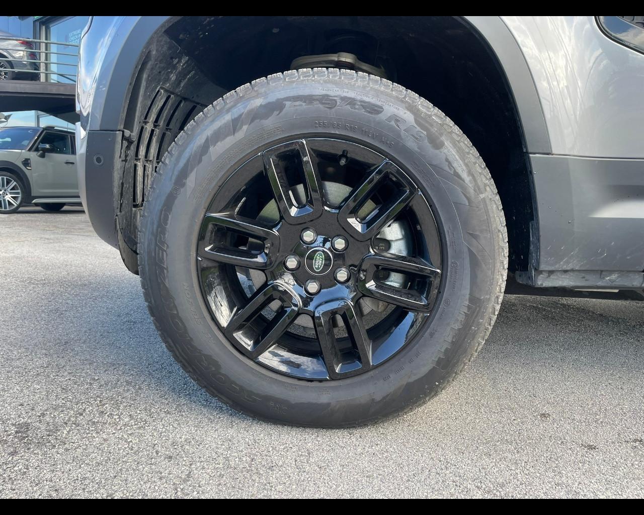 LAND ROVER Defender (2019) - Defender 90 3.0D I6 200 CV AWD Auto SE