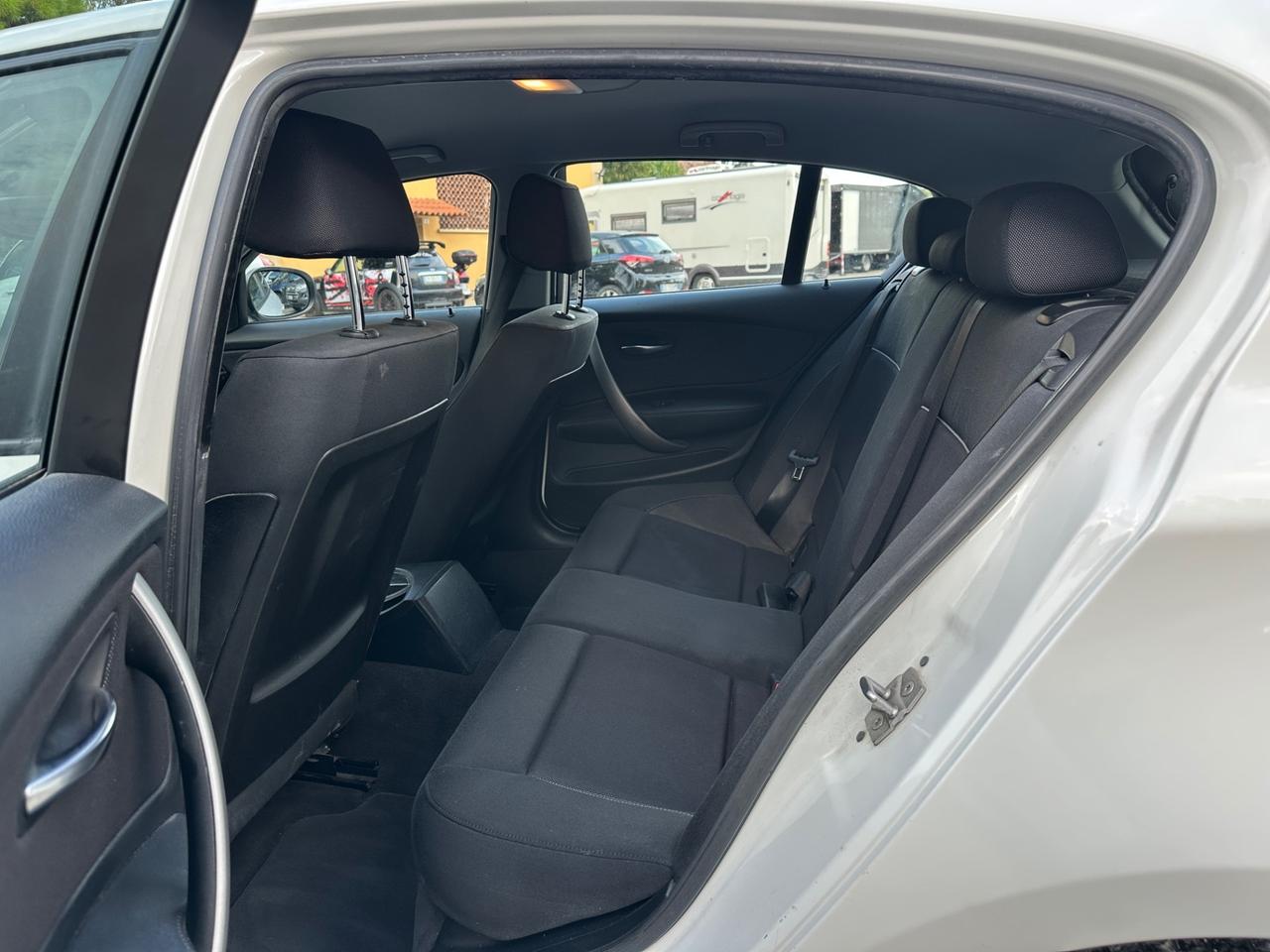 Bmw 116i cat 5 porte Eletta 140mila km