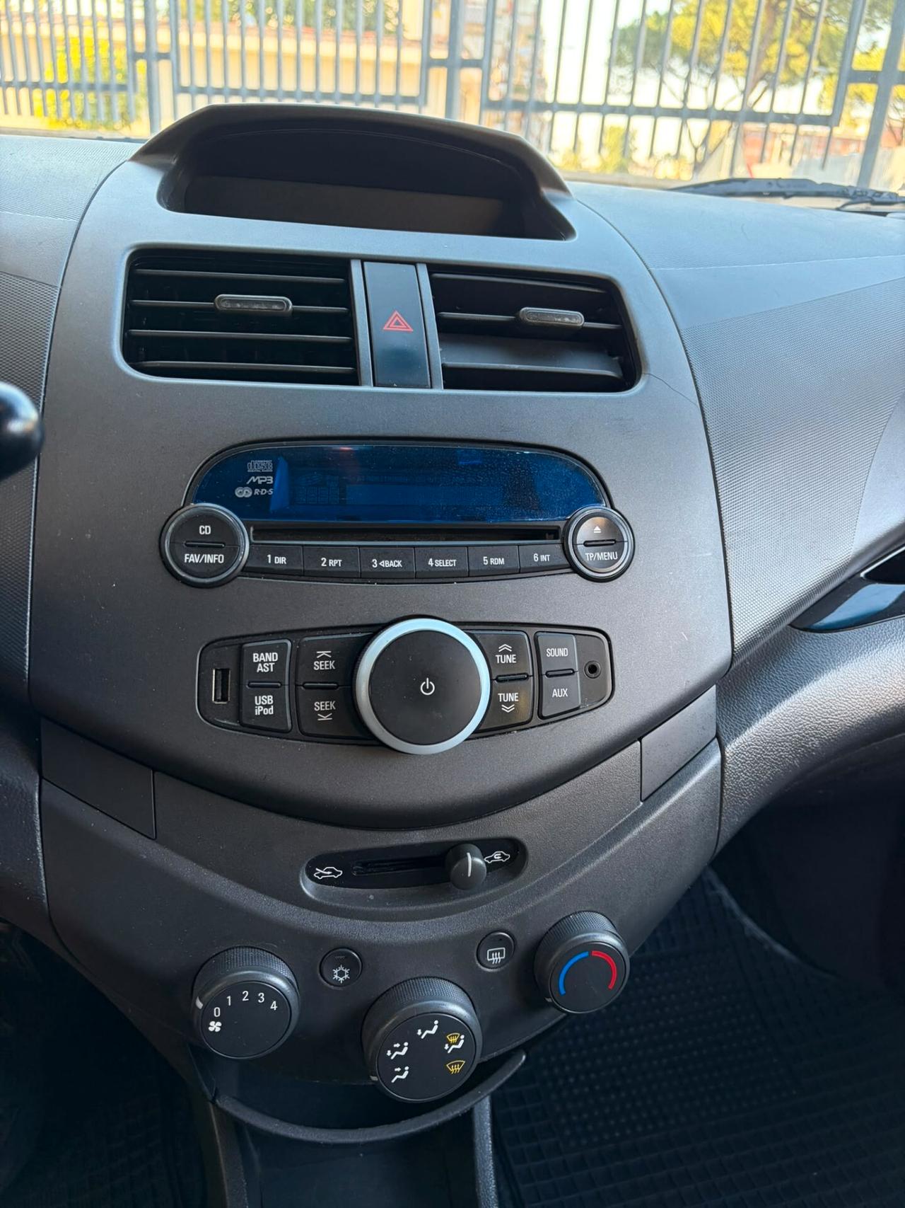 Chevrolet Spark 1.0 PINK LADY SPECIAL EDITION